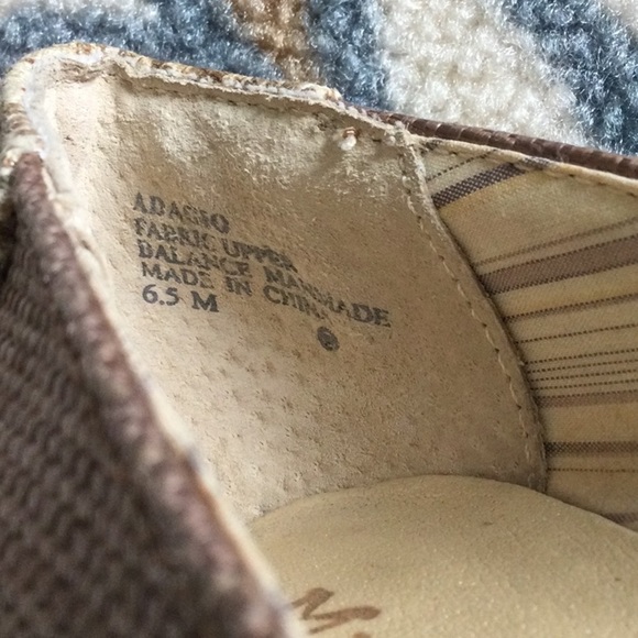 Mudd Adagio Heels Linen Floral Tapestry Wood Heels Sz 6.5 - Picture 12 of 12